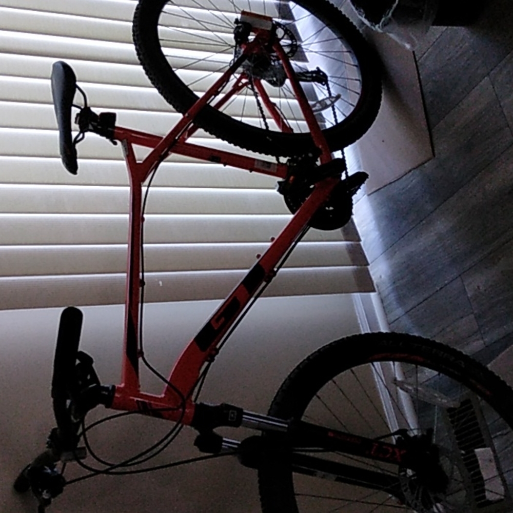 Men's Mountain Bicycle